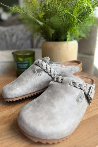 Very G Iris 3 Braided Mule - Gray